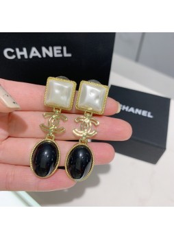 CHANEL LONG SQUARE  EARING